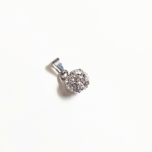 Round Charm with Jewels - Picture 3 of 9